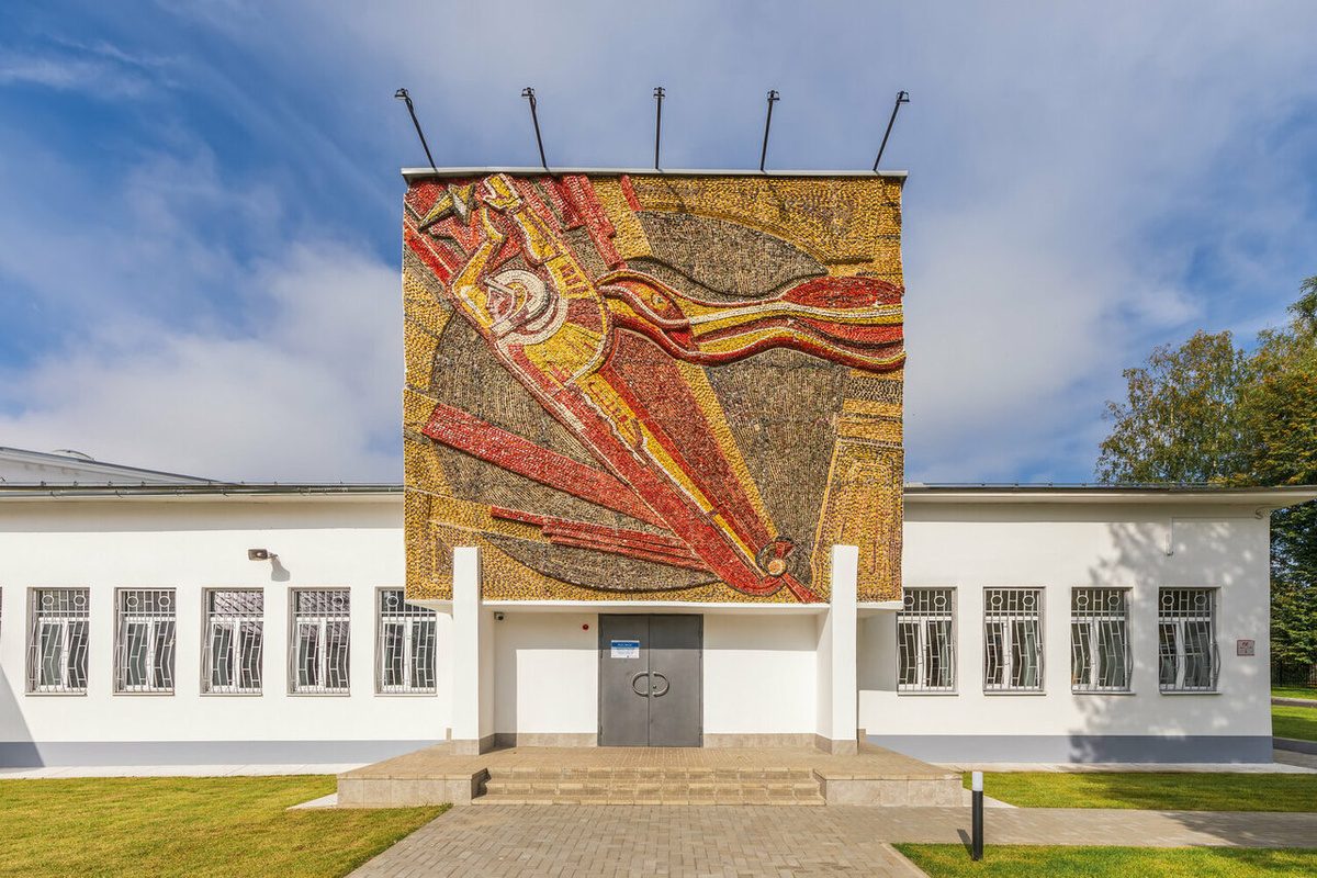 Главный вход в Музей. Фото из официального источника жителей села.