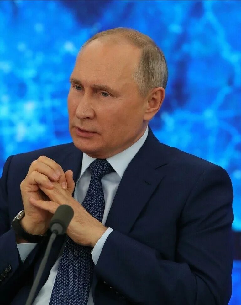Путин скрин кадра с видео выступления 