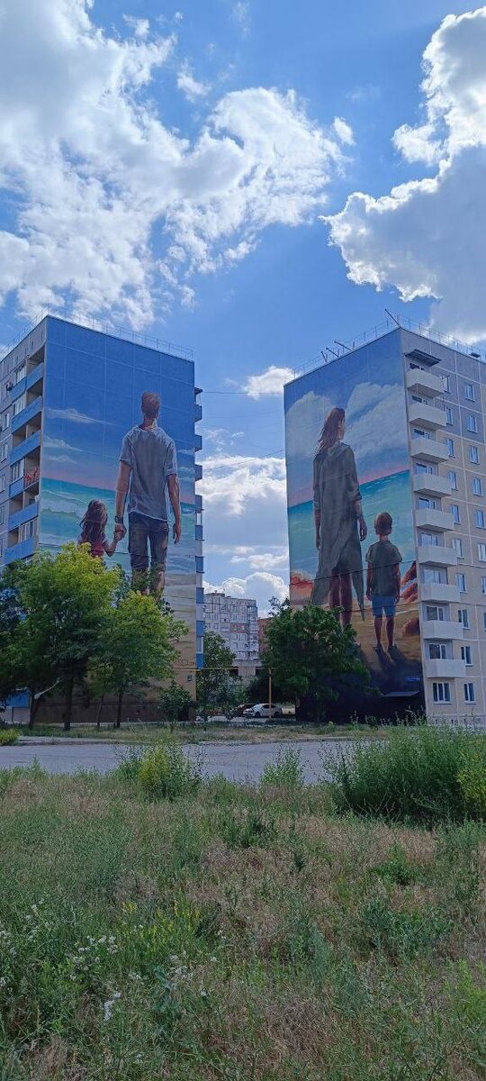 Муралы на мариупольских многоэтажках