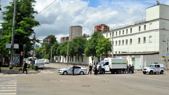    СМИ: выжил один из заключенных, захвативших заложников в ростовском СИЗО Анастасия Романова