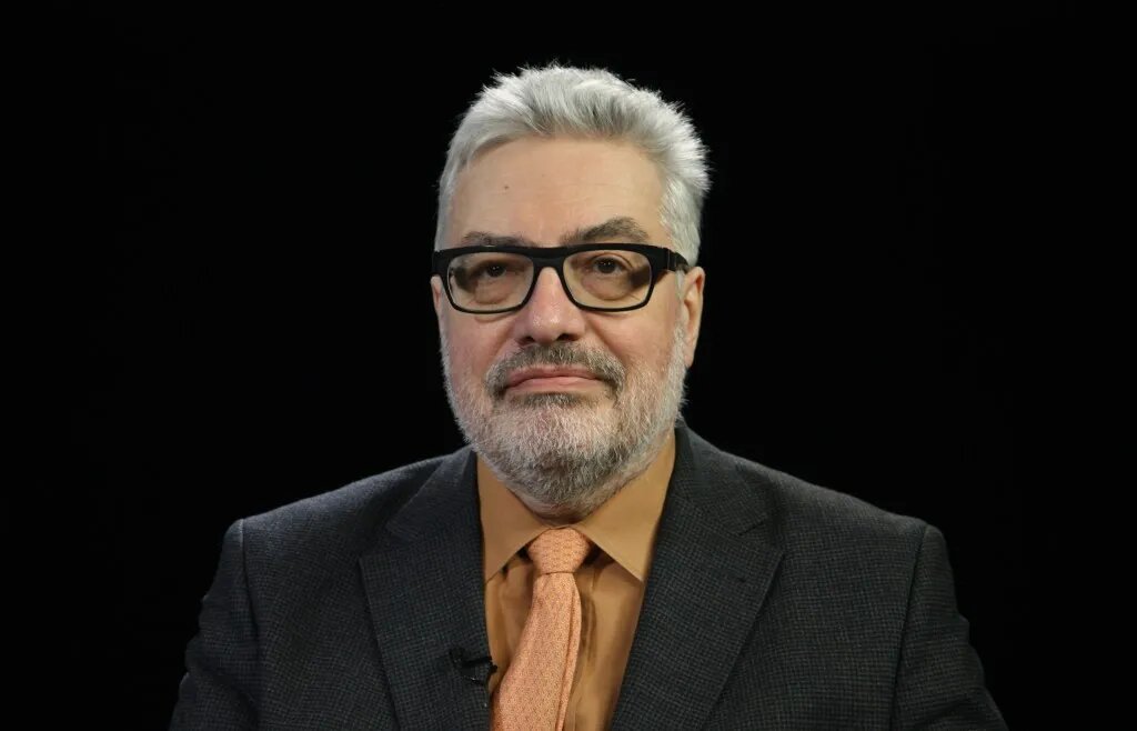 Российский военный эксперт Павел Фельгенгауэр