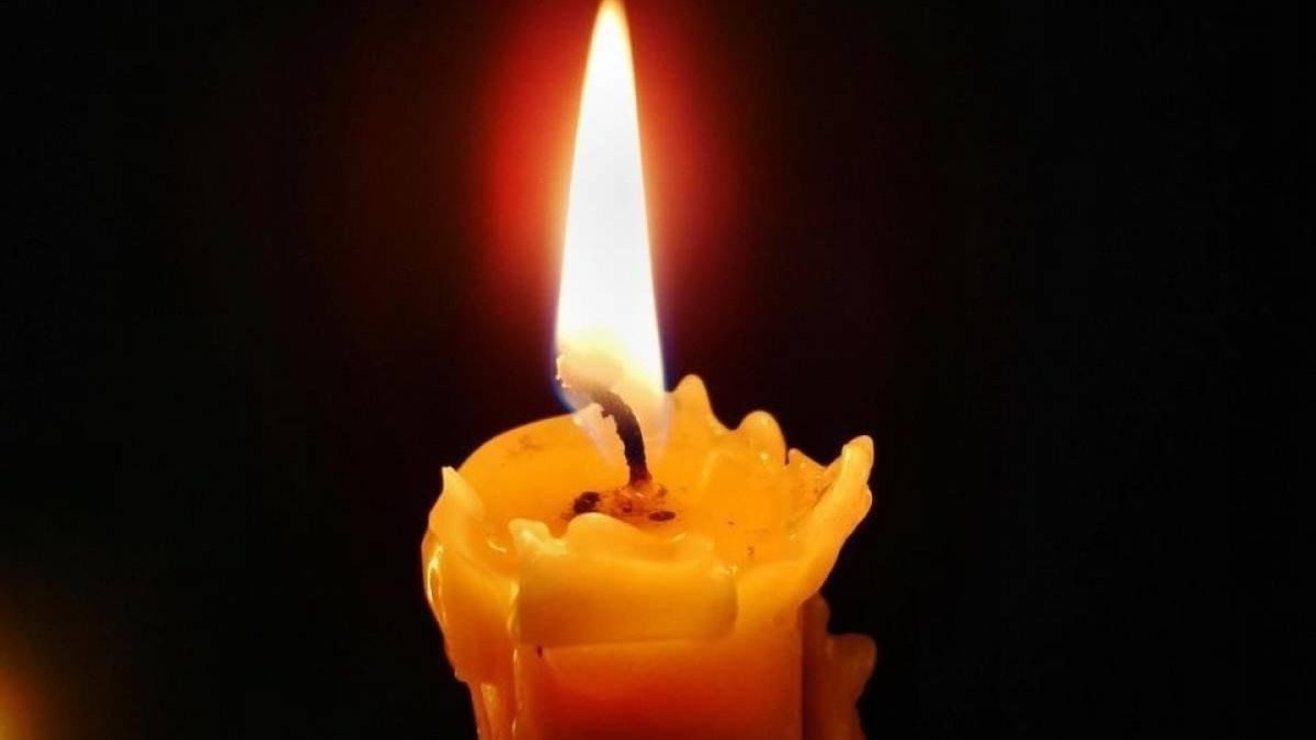 Зажгите свечи в память о страшной войне 1941-1945 гг.  Пусть их пламя освещает путь тем, кто не вернулся с фронта, кто отдал свою жизнь за свободу нашей Родины.-2