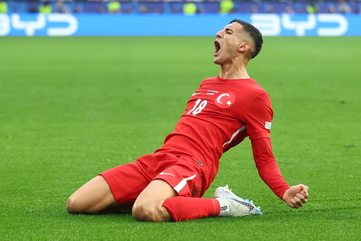    На стадионе в Дортмунде Турция одержала победу над Грузией в одном из самых ярких и красочных матчей первого тура групповой стадии Евро-2024 / Gettyimages.ru / Chris Brunskill/Fantasista / Contributor