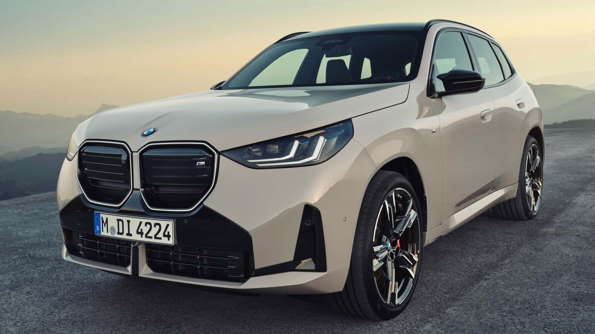  BMW X3 M50 xDrive - флагманская версия в линейке X3 2025 года