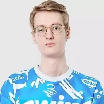     Источник: cybersport.ru