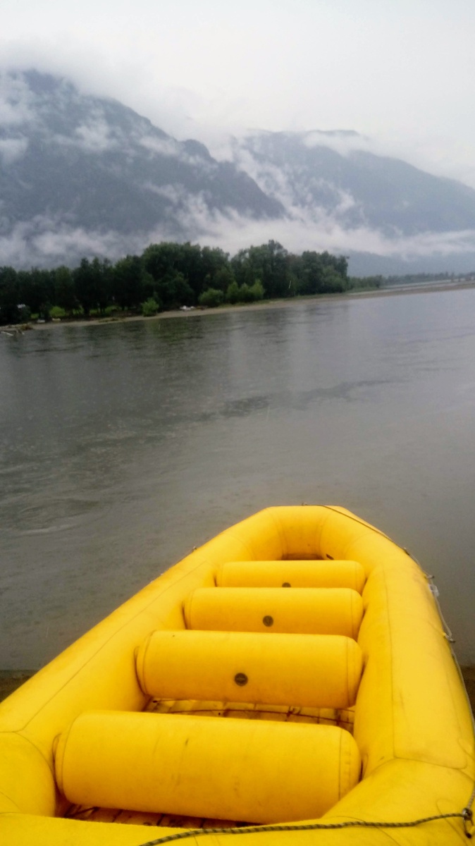 ПЛЫВУ ДАЛЬШЕ...