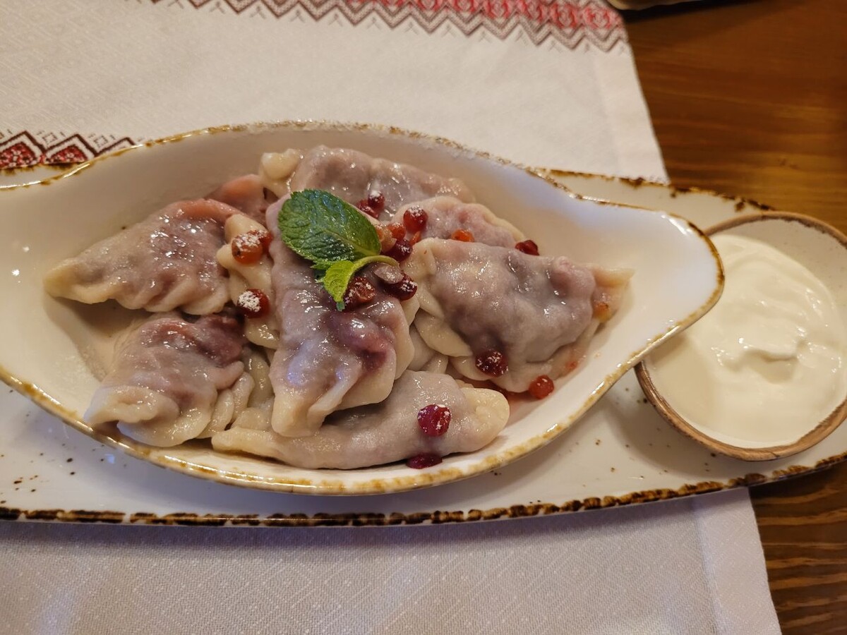 Популярный ресторан русской кухни в Тобольске, которому удалось меня  удивить | Пусть все путешествия сбудутся | Дзен