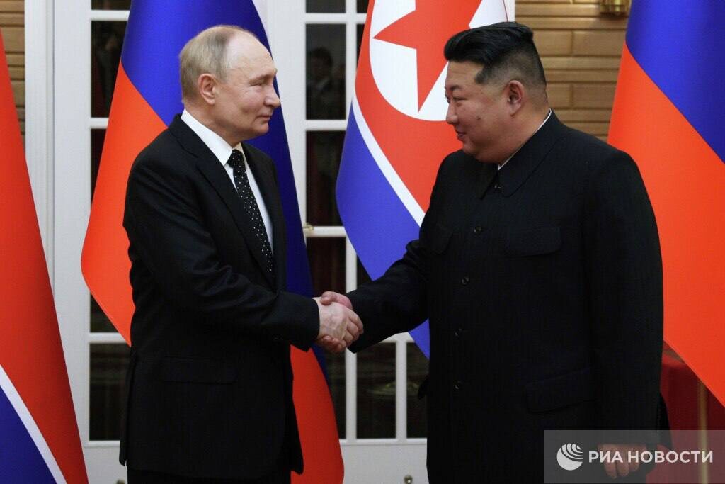    НЕКОТОРЫЕ СЛОВА, УТЕРЯННЫЕ ПРИ ПЕРЕВОДЕ  Это, конечно, «новый поворот».  В Пхеньяне прошли переговоры Путина и Ким Чен Ына.-2
