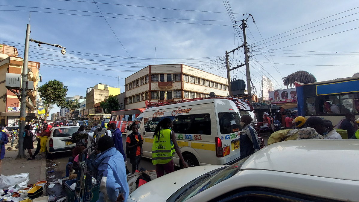 "Локал бас" в Найроби