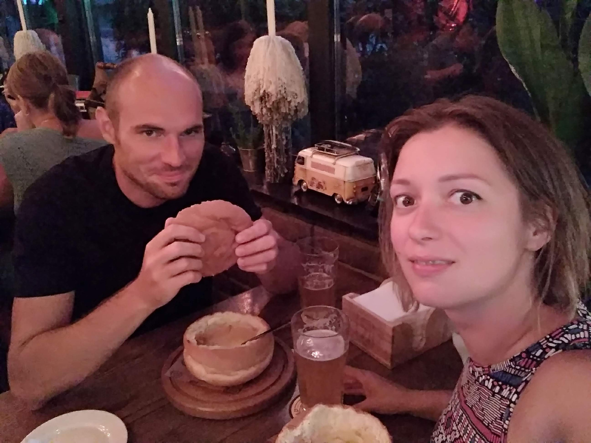 Бар Гараж, Ялта