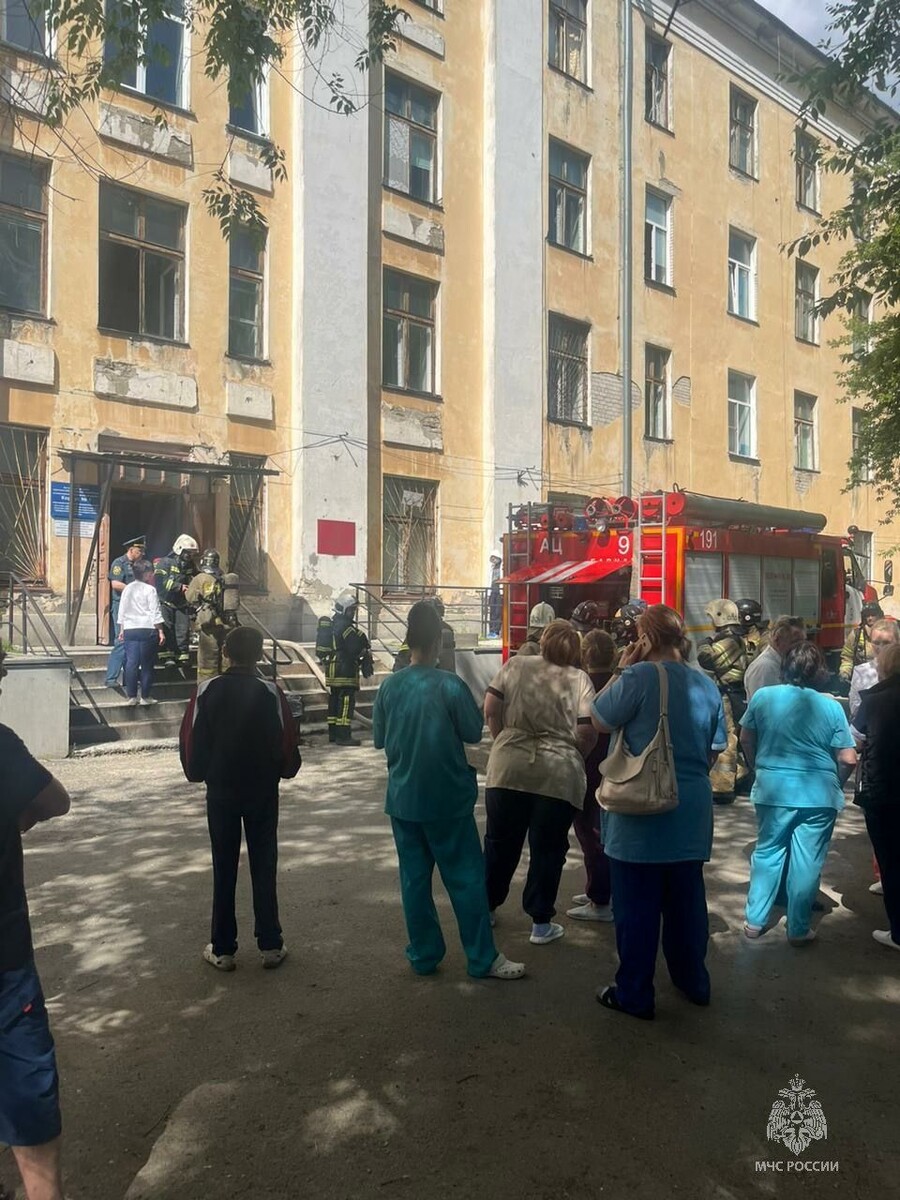    Пожар в тубдиспансере. Источник: МЧС России по Алтайскому краю