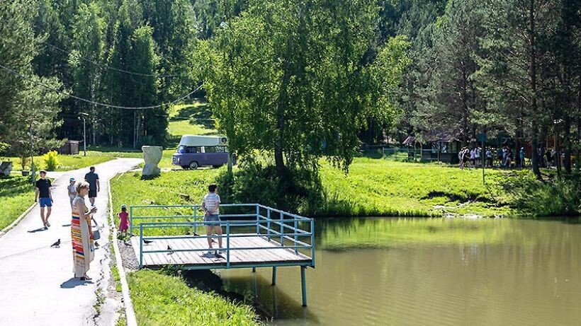 По мнению социологов, зелёные зоны в городе всегда заряжены эмоционально – люди отстаивают своё право на кусочек природы  