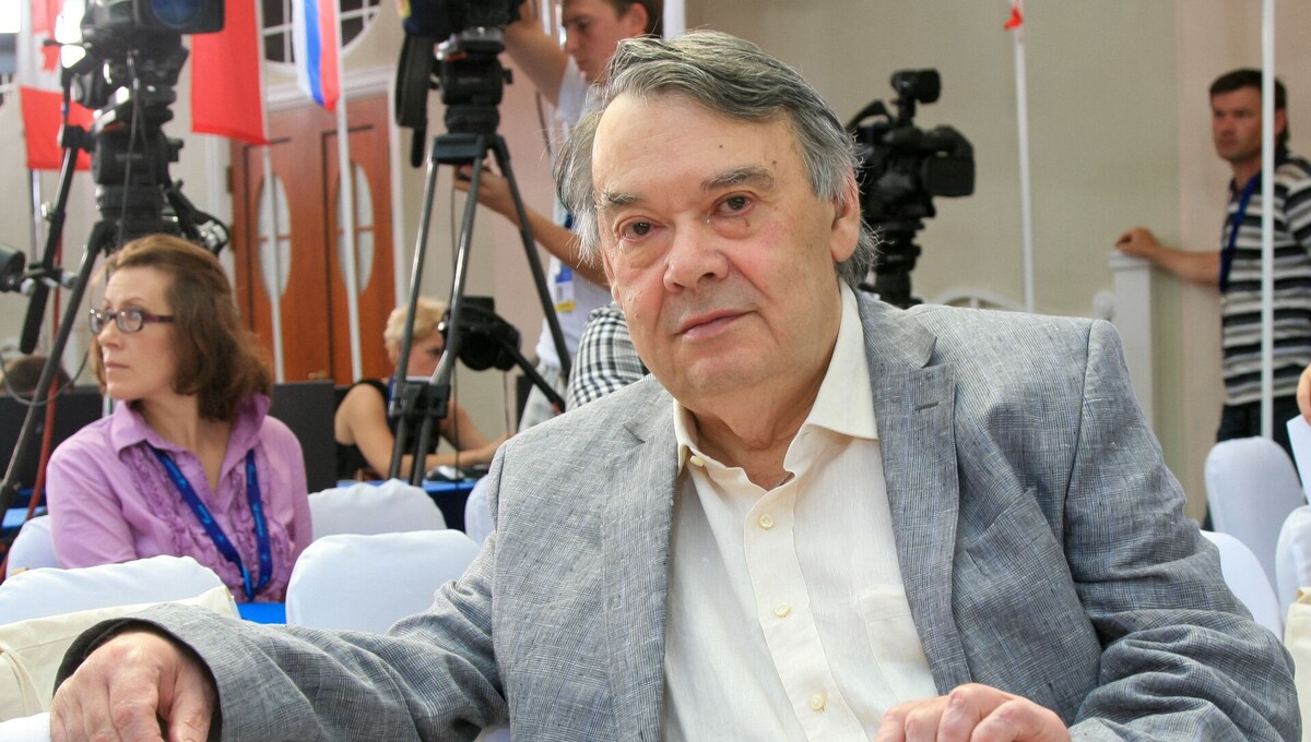 Герман-старший. Известный режиссёр... Только вот., фильмов у него не так уж и много было...