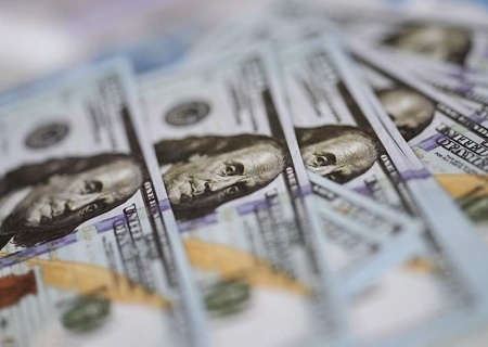    Прогноз дефицита бюджета США вырос до почти 2 триллионов долларов