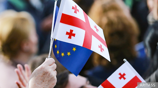     Фото: AP/TASS   
 Текст: Дмитрий Александров ,   
Тбилиси