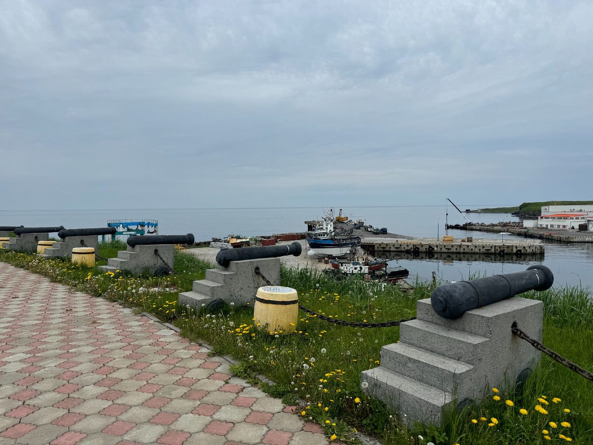 Курильский залив Охотского моря, Китовое, о. Итуруп, Сахалин