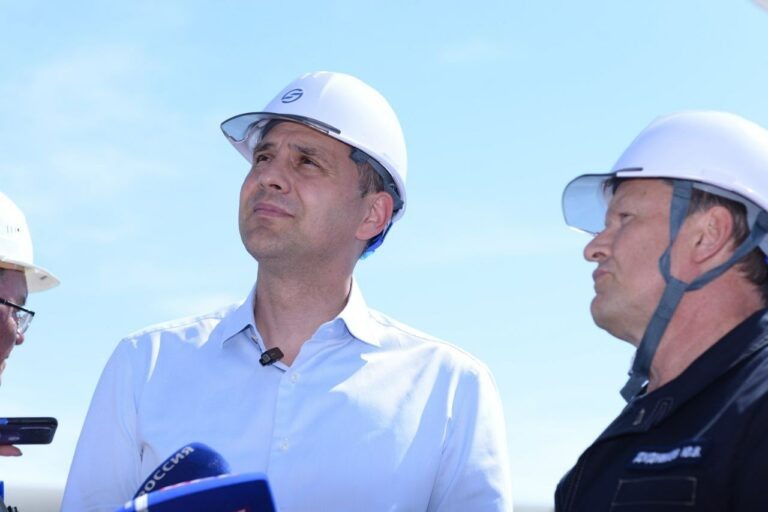    Денис Паслер посетил производственные площадки ПАО «Орскнефтеоргсинтез» Кристина Просвиркина