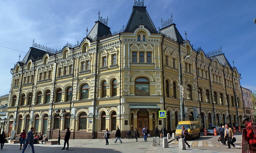 Банк «Лионский кредит» (доходный дом Третьяковых, архитектор А.С. Каминский, 1892 г. Фото: http://mosprogulka.ru/places/dokhodnyj_dom_tretjakovykh_s_bankom_lionskij_kredit