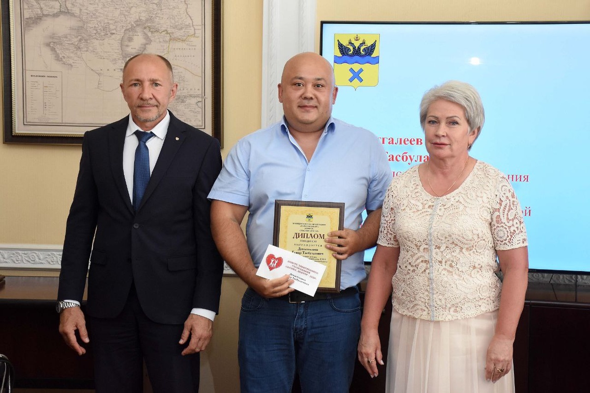  📷    Муниципальной премии имени Чугреевой удостоен оренбургский хирург Алексей Неверов Кристина Просвиркина