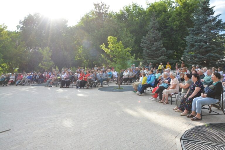    «Лето в парке». Оренбуржцев приглашают на мероприятия, посвященные Дню памяти и скорби Кристина Просвиркина