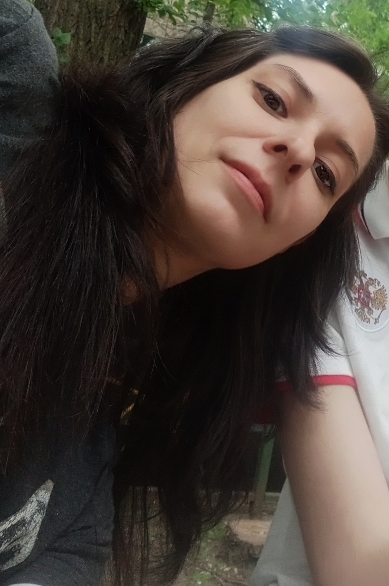 В 37 лет доказываю, что мне больше 18-и))