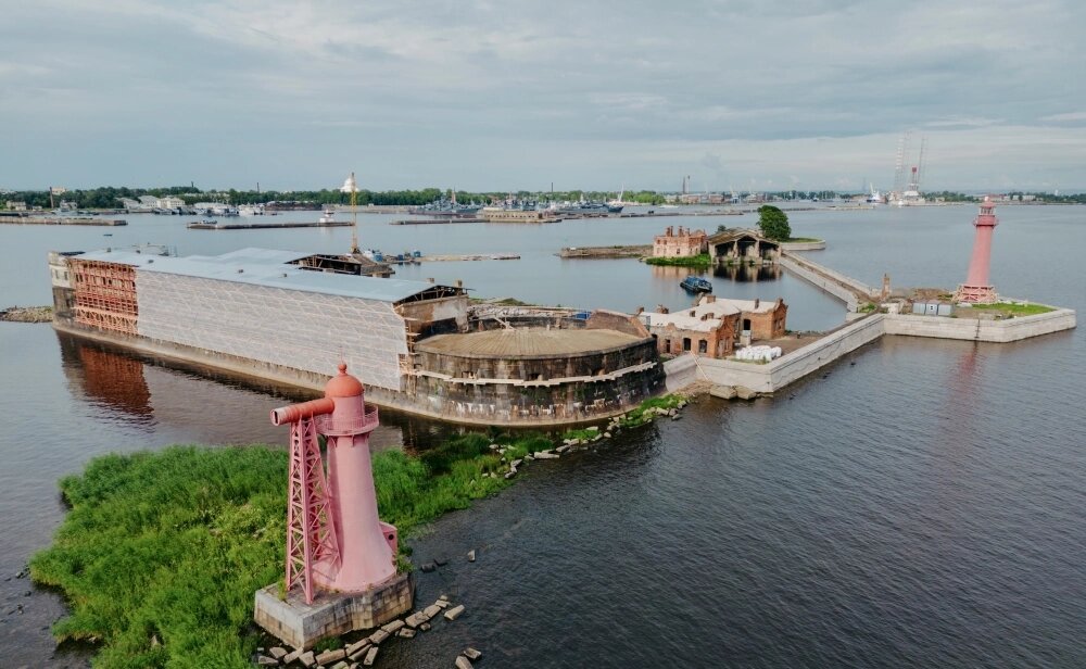    Работы по реставрации форта «Кроншлот» идут полным ходом. Фото: Пресс-служба «Остров фортов»