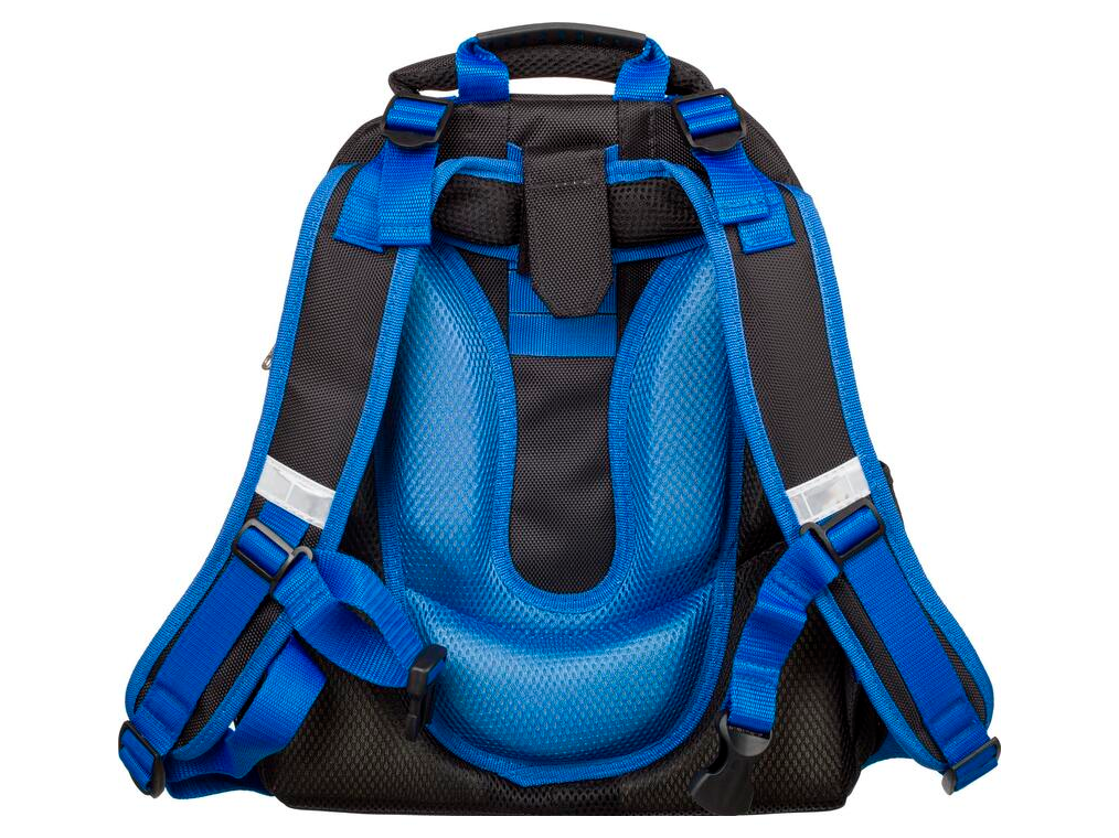 У ранцев «Комус Класс» жесткое дно — оно помогает равномерно распределить вес учебников и тетрадей в рюкзаке, чтобы плечи ребенка не перекашивало в одну сторону