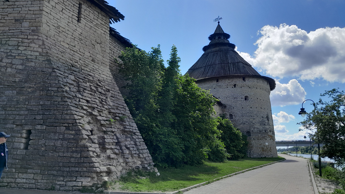 фото автора уцелевшие  фрагменты крепостных колец 