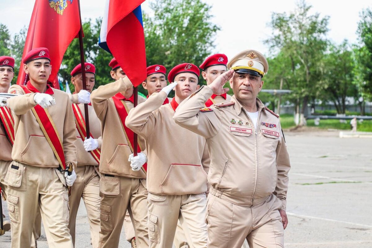  📷    В Оренбуржье стартовал региональный этап военно-спортивной игры «Зарница 2.0» Андрей Севостьянов