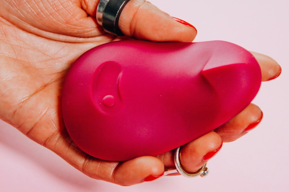     Как пользоваться вибратором, если ты не знаешь, с чего начать: 8 простых советов