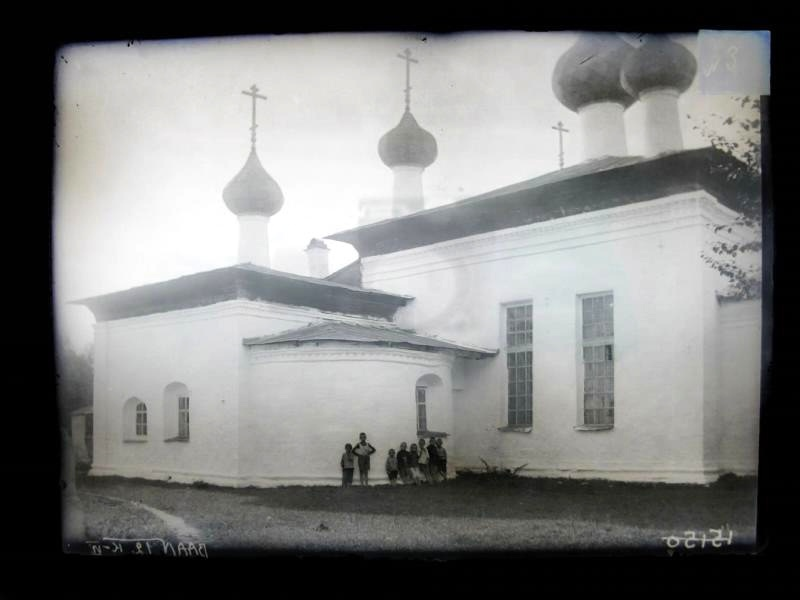 Вознесенская церковь (1772-1797 гг.) фотограф К.Ф.Некрасов, 1910-е, "Государственный научно-исследовательский музей архитектуры имени А.В. Щусева"
