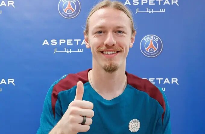 Матвей Сафонов 