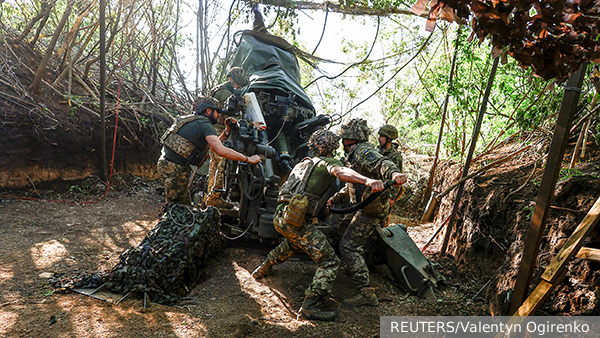     Фото: REUTERS/Valentyn Ogirenko   
 Текст: Антон Антонов