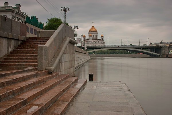 Спуск к воде, причал на Москва-реке. Фото из интернета.