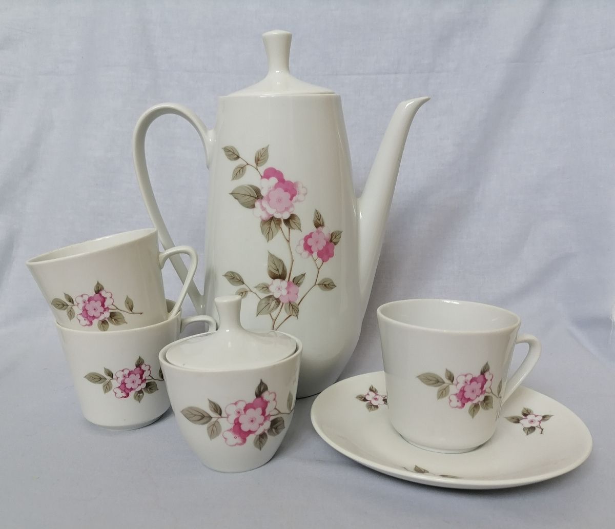 Личное фото автора. Сервиз Кольдиц. Германия.