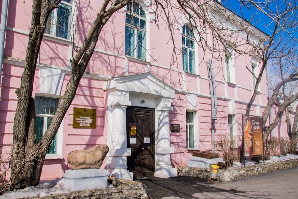    Алтайский государственный краеведческий музей . Источник: Виталий Барабаш