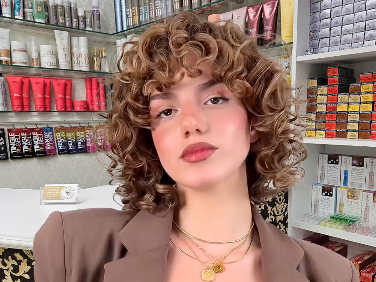 Восстановление и биозавивка волос в салоне красоты Элиза