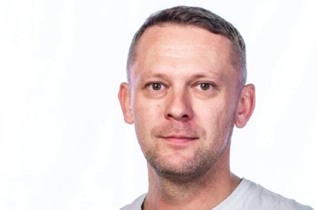    Дмитрий Давыдов 16 лет работал в школе, был учителем начальных классов, директором. Фото: личный архив