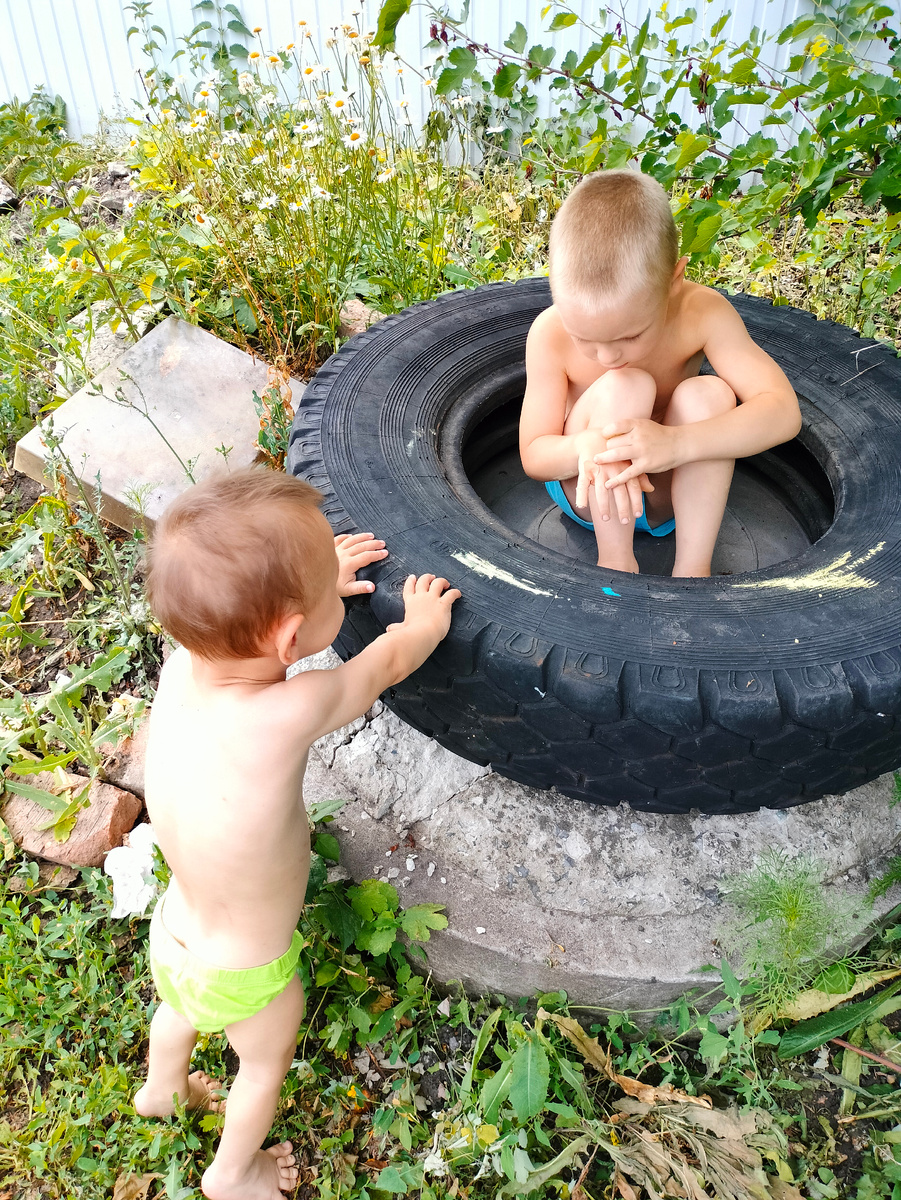 Куда ты — туда и мне надо