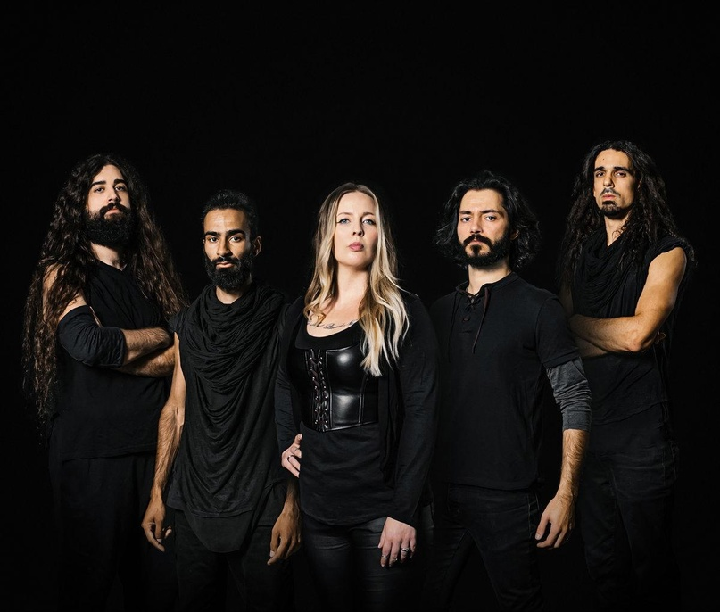 Dark Oath – эпик-симфо-дэт-метал группа из Португалии, известная своей мощной и эмоционально насыщенной музыкой.