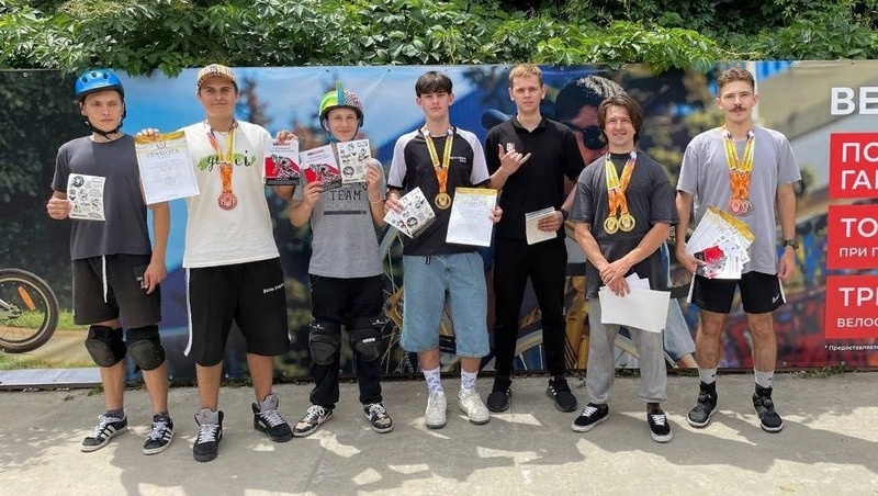    В краевом центре наградили победителей в турнире по уличным видам спорта Фото: администрация Ставрополя