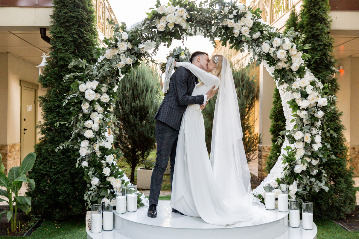 Свадьба в Alean Family станет лучшим началом семейной жизни 