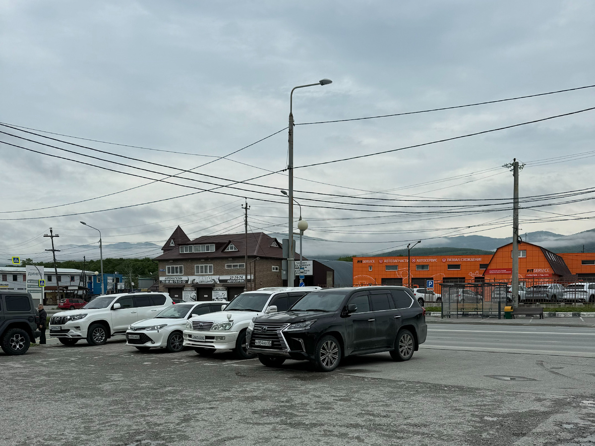 Ул. Ленина, д. 402, Южно-Сахалинск