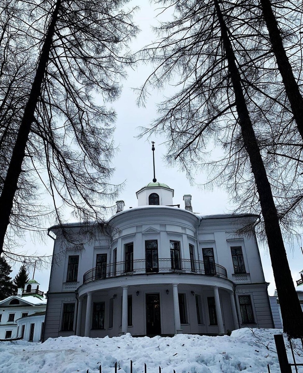 Усадьба Середниково © "Покажу Москву"