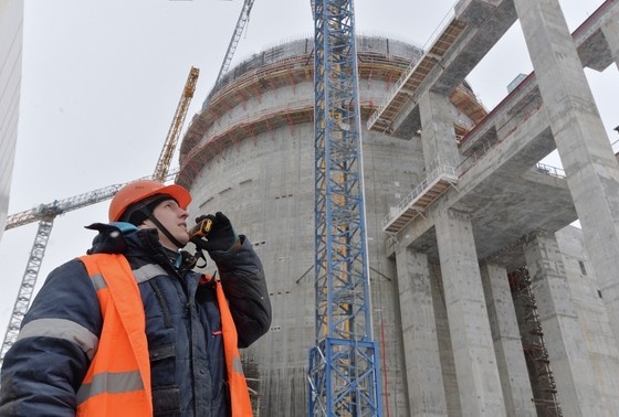    Строящаяся атомная электростанция типа АЭС-2006