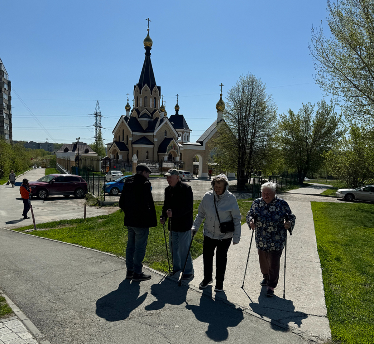 Пенсионеры Новосибирска.