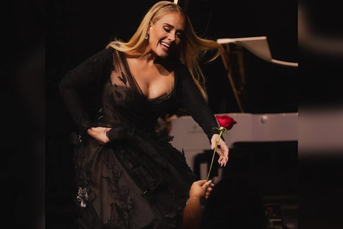 Соцсети Адель