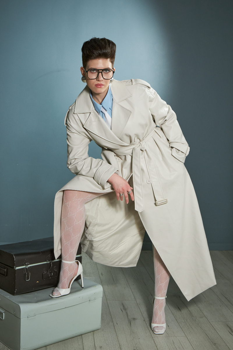 Съемка для журнала DEMETRIUS, стрижка - тренер школы DEMETRIUS Оксана Наумова, окрашивание - тренер школы DEMETRIUS Ани Шигина