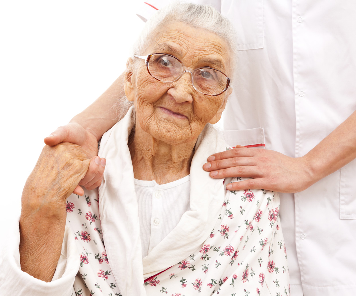 Пожилые люди представляют собой одну из наиболее уязвимых категорий населения.