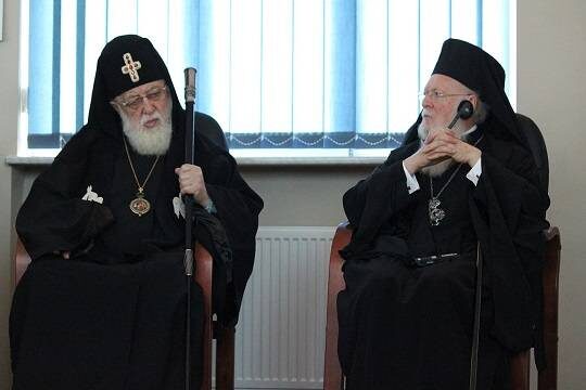    Турция требует объяснений из-за присутствия патриарха на саммите в Швейцарии